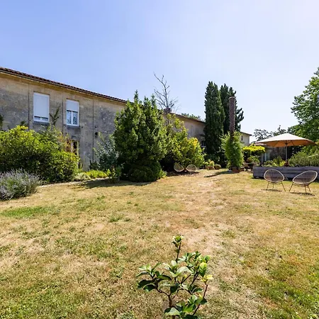 D'hotes Chateau Cajus Bed & Breakfast Saint-Germain-du-Puch